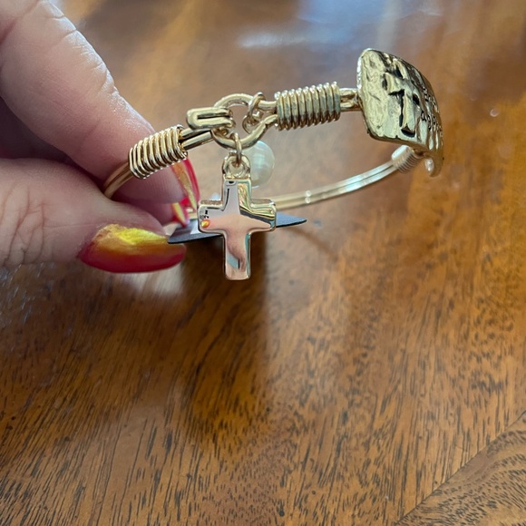 Gold bracelets with crosses and cute sayings - Picture 2 of 3